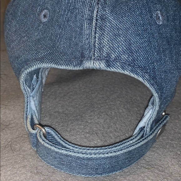 Calvin Klein hat - Picture 2 of 2